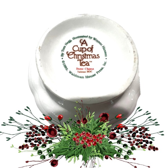 Waldman House 'A Cup of Christmas Tea' Holly - Picture 2 of 2